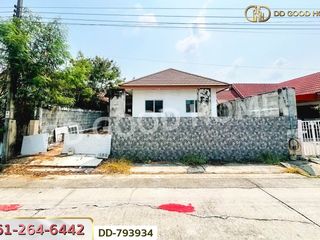 For sale 2 ベッドルーム house in Khlong Sam Wa, Bangkok