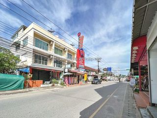 For sale 3 Beds retail Space in Bang Saray, Pattaya