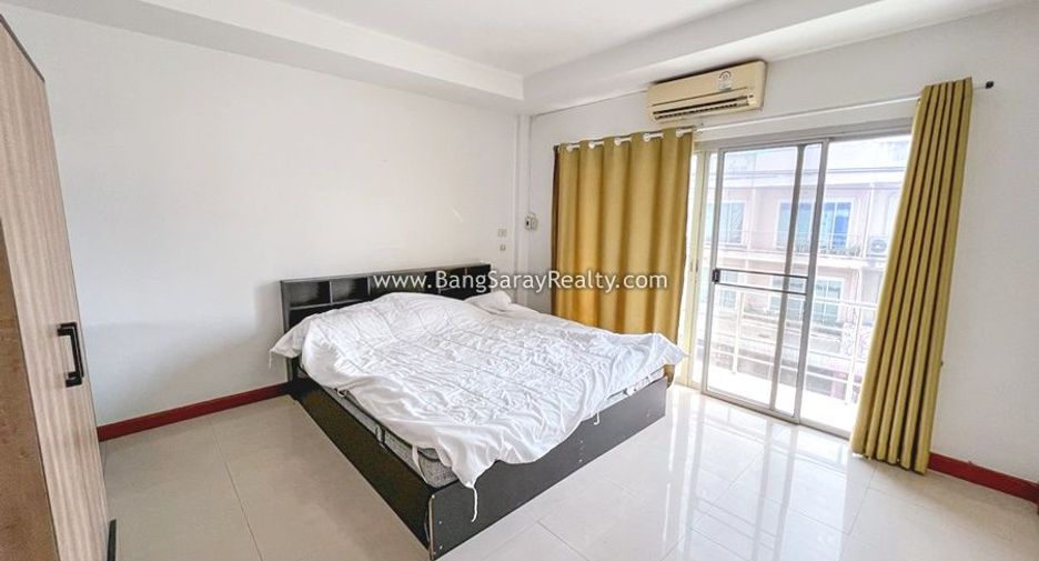 For sale 3 ベッドルーム retail Space in Sattahip, Chonburi