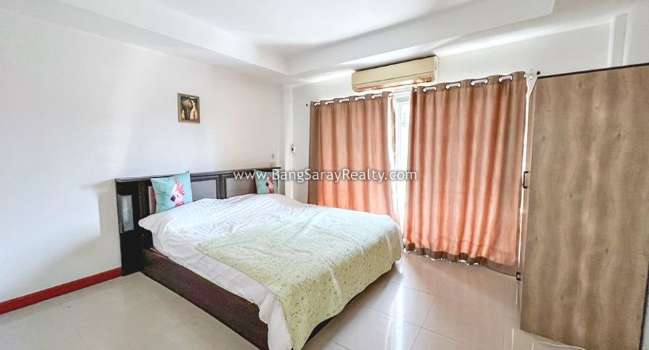 For sale 3 ベッドルーム retail Space in Sattahip, Chonburi