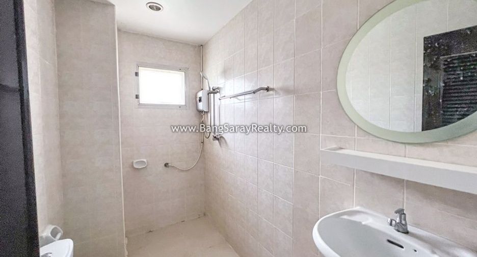 For sale 3 ベッドルーム retail Space in Sattahip, Chonburi