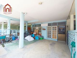 For sale 3 Beds townhouse in Mueang Nakhon Sawan, Nakhon Sawan