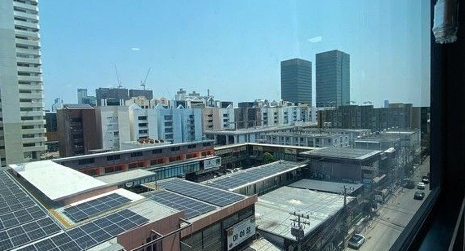 For rent and for sale 1 bed condo in Bang Na, Bangkok
