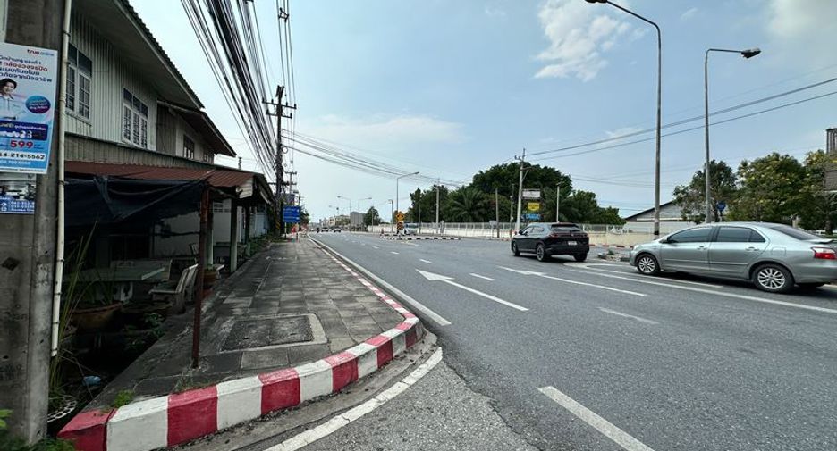 Terreno en venta en Si Racha, Chonburi