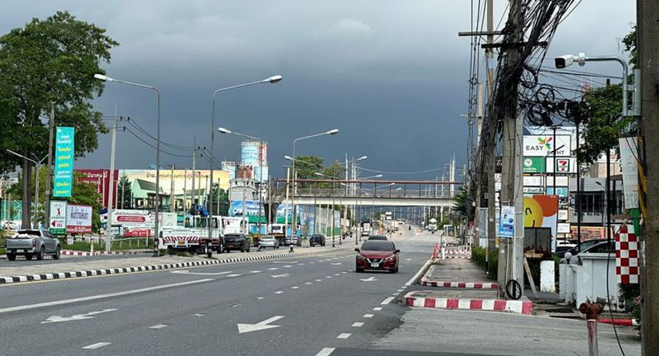 Terreno en venta en Si Racha, Chonburi