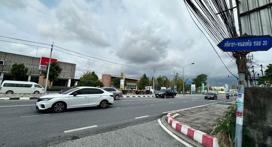 Terreno en venta en Si Racha, Chonburi