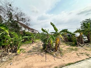 Terreno en venta en Si Racha, Chonburi