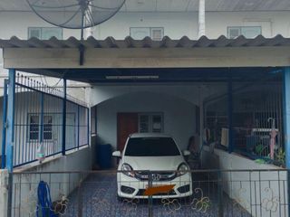 For sale 2 bed townhouse in Nong Chok, Bangkok