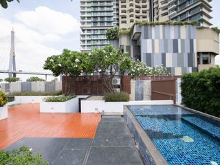 For rent 3 bed condo in Yan Nawa, Bangkok