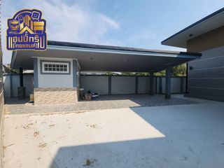 For rent そして for sale office in Mueang Chon Buri, Chonburi