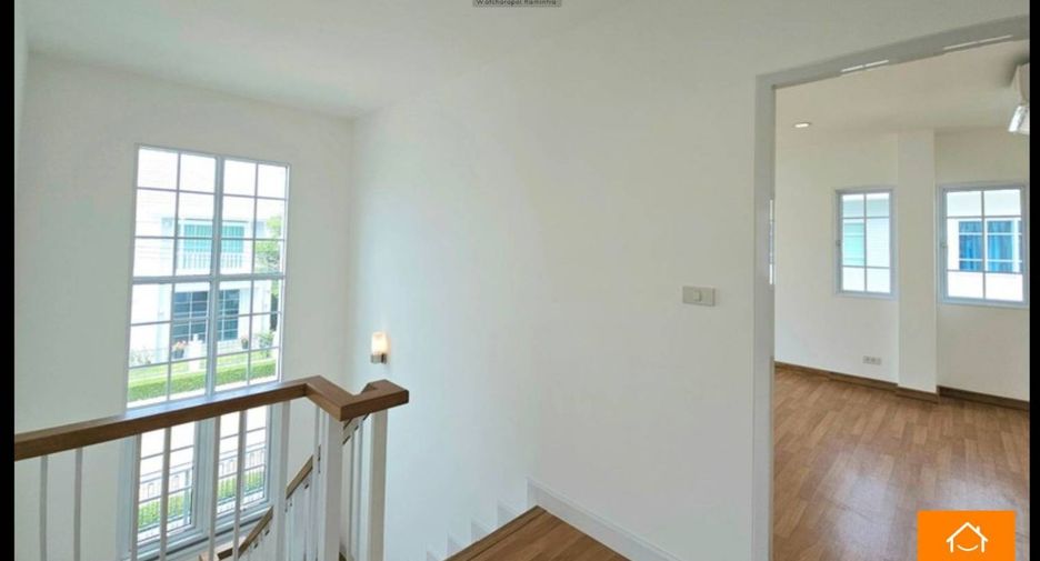 Casa en venta de 4 habitaciones en Bang Khen, Bangkok