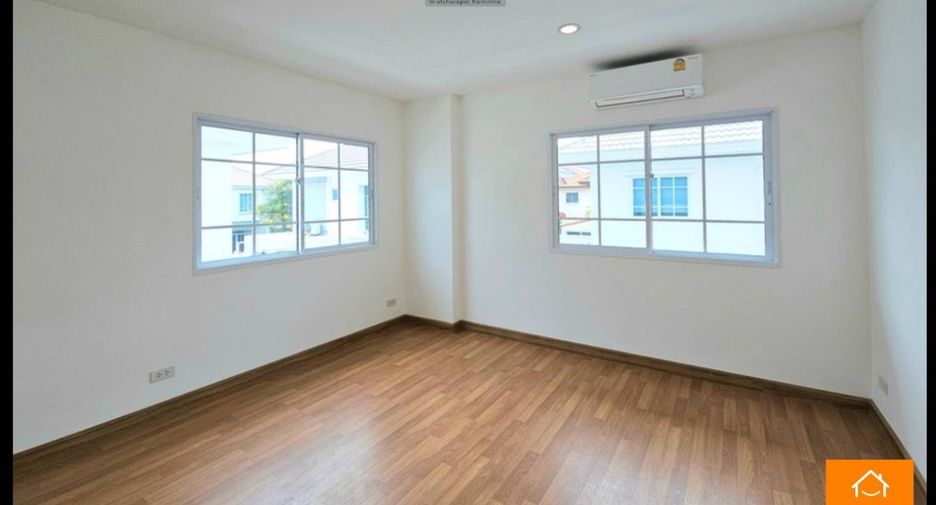 Casa en venta de 4 habitaciones en Bang Khen, Bangkok