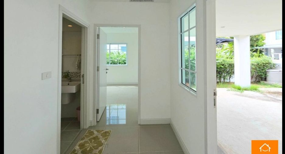 Casa en venta de 4 habitaciones en Bang Khen, Bangkok
