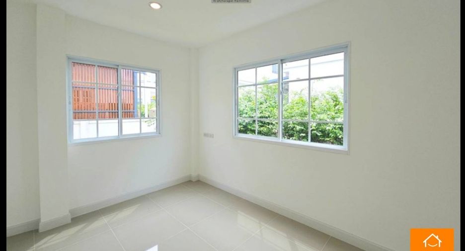 Casa en venta de 4 habitaciones en Bang Khen, Bangkok