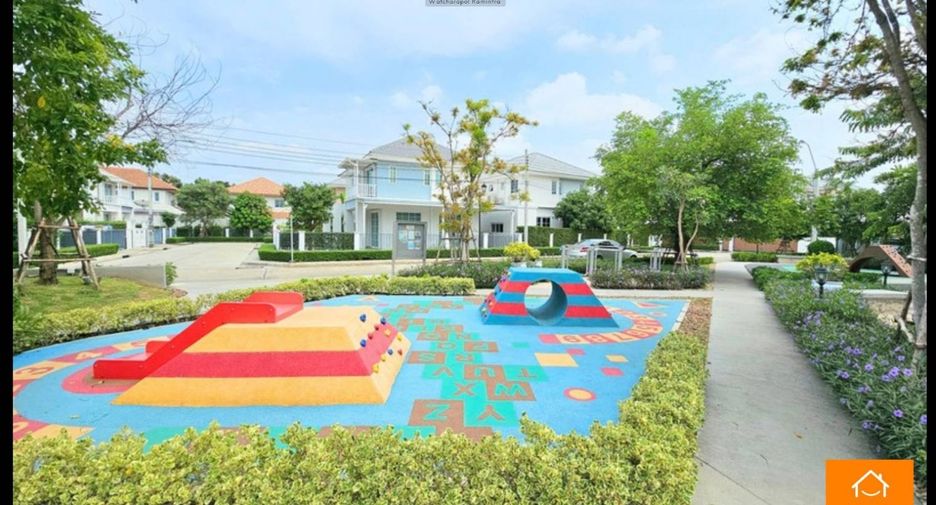 Casa en venta de 4 habitaciones en Bang Khen, Bangkok