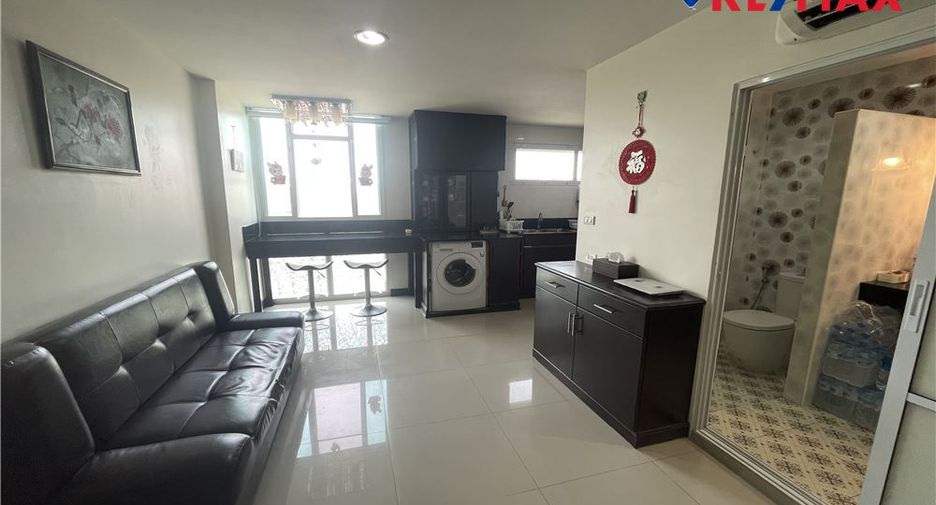 For sale 1 bed condo in Bang Lamung, Chonburi