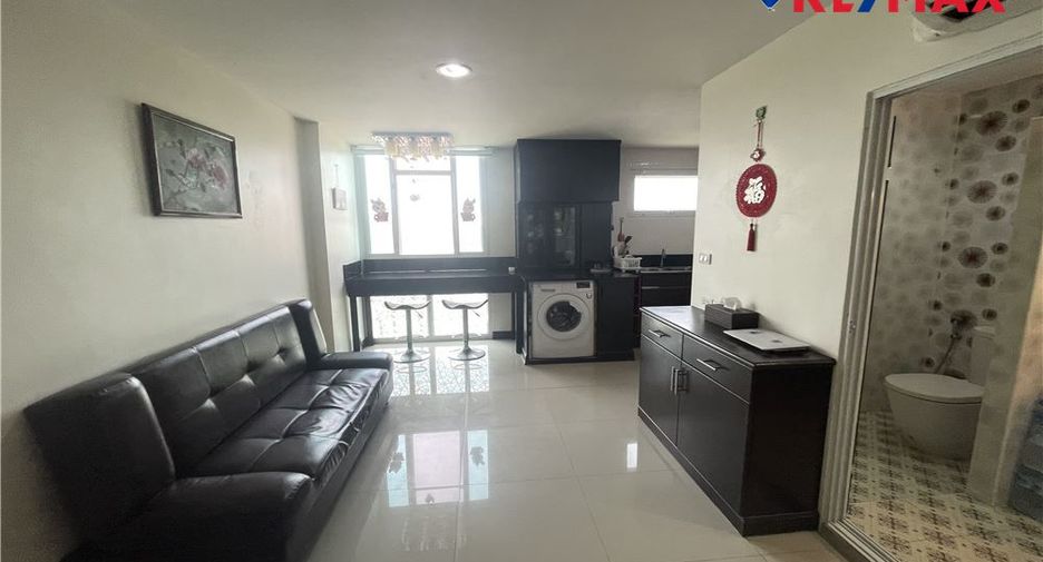 For sale 1 bed condo in Bang Lamung, Chonburi
