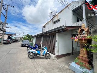 For sale 18 bed apartment in Mueang Samut Sakhon, Samut Sakhon