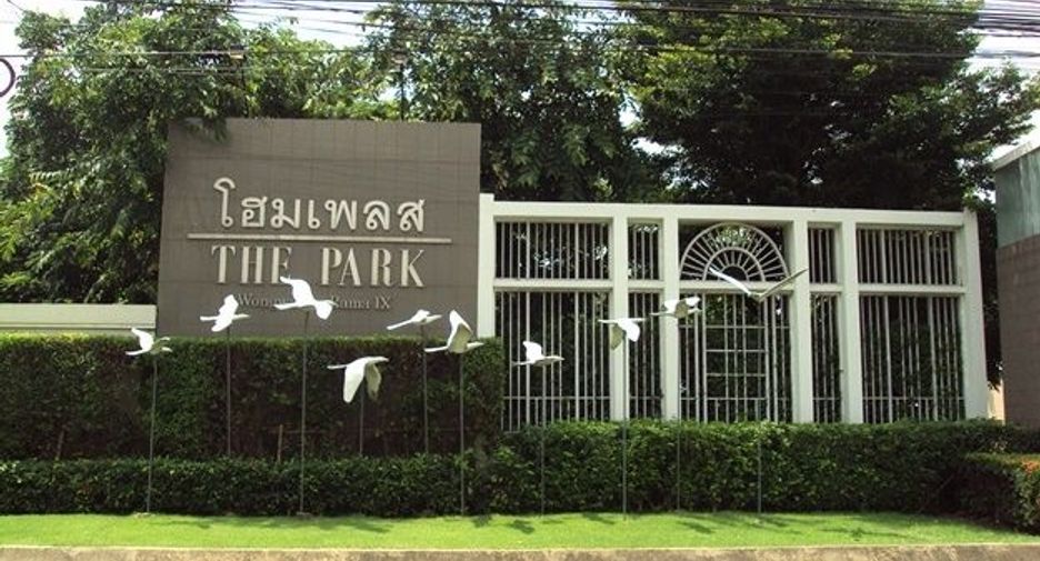 For rent 3 bedrooms house in Lat Krabang, Bangkok