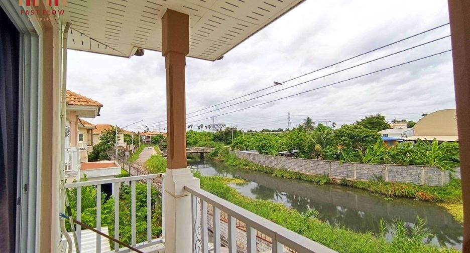For sale 4 bedrooms house in Mueang Pathum Thani, Pathum Thani