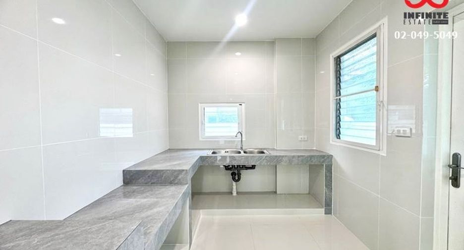 For sale 3 bed house in Pak Kret, Nonthaburi