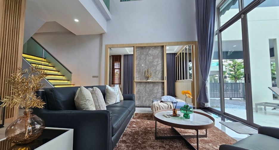 À vendre 4 chambres villa à Bang Lamung, Chonburi