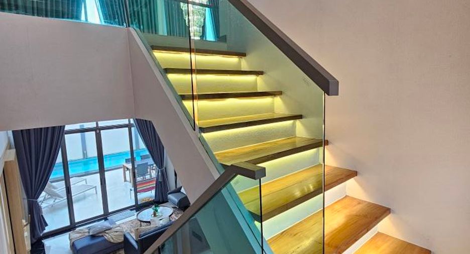 À vendre 4 chambres villa à Bang Lamung, Chonburi