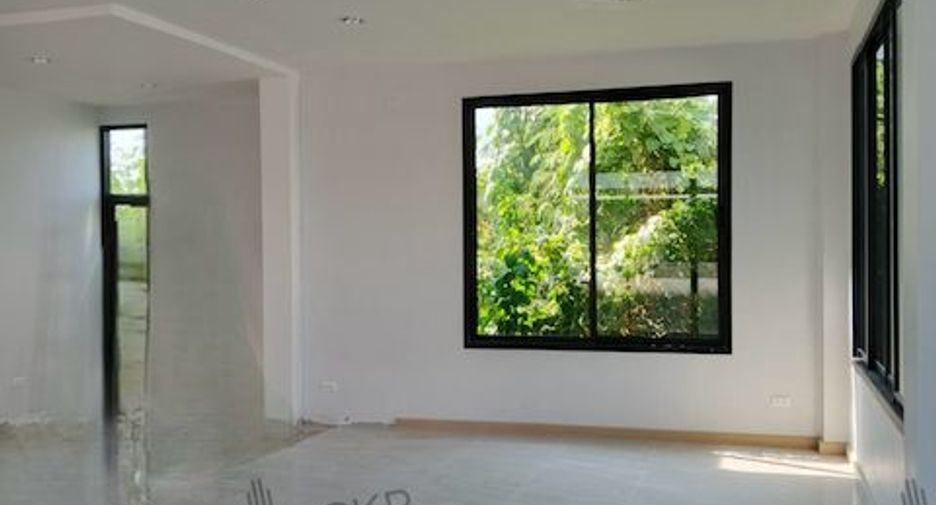 Haus zum Kauf mit 5 Zimmer in Mueang Samut Sakhon, Samut Sakhon