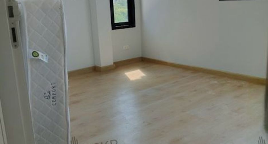 Haus zum Kauf mit 5 Zimmer in Mueang Samut Sakhon, Samut Sakhon