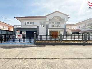 For rent そして for sale 4 Beds house in Lam Luk Ka, Pathum Thani