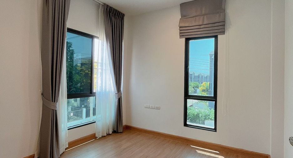 出售 3 卧室 独立屋 在 Bang Sao Thong, Samut Prakan