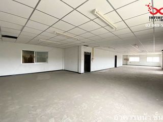 For sale 8 Beds warehouse in Sam Phran, Nakhon Pathom