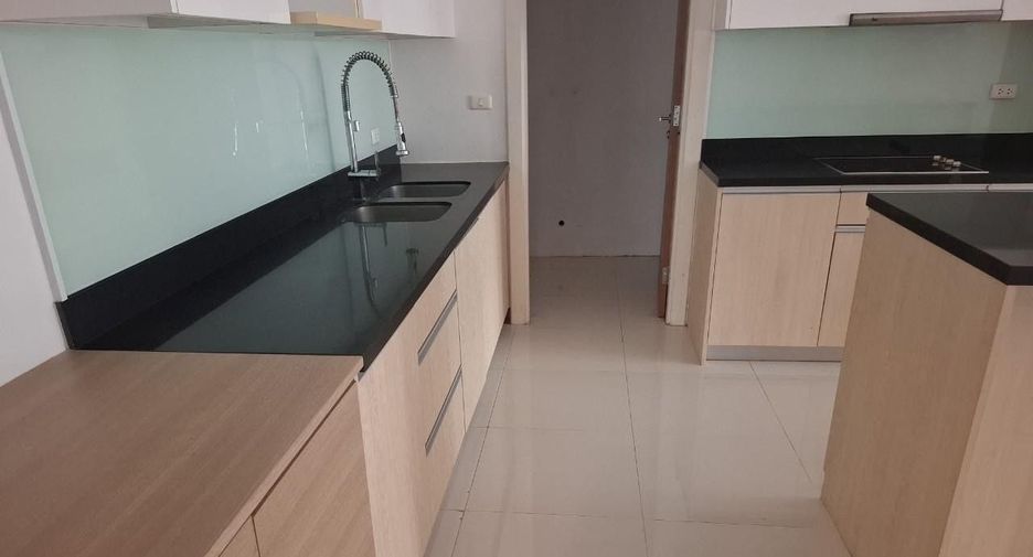 For sale 2 bed condo in Mueang Krabi, Krabi