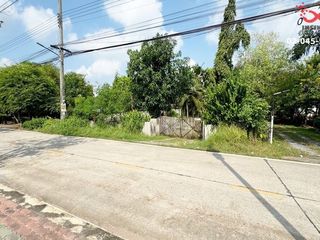 For sale land in Ban Phaeo, Samut Sakhon