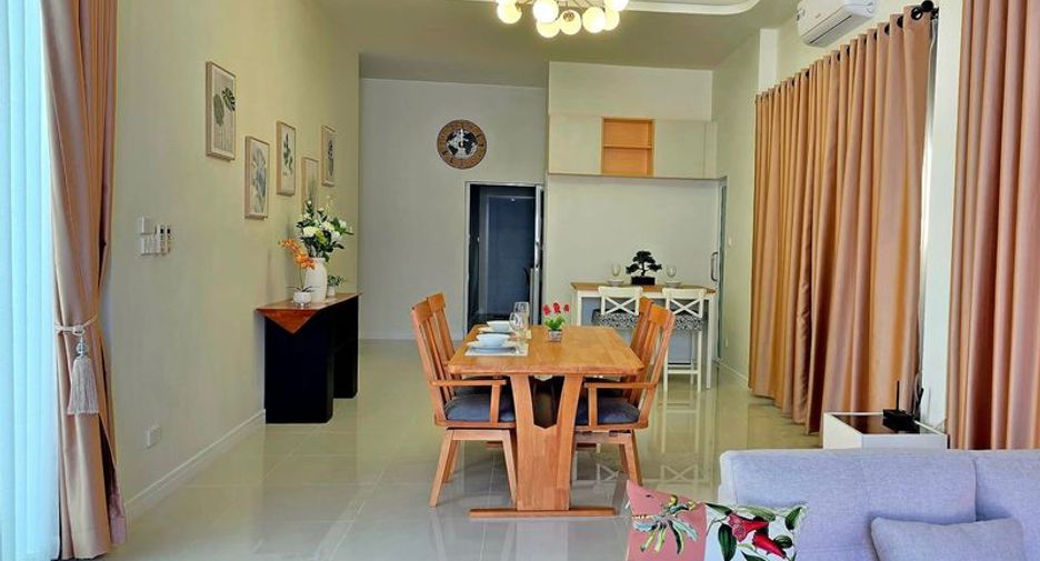 For rent 3 bedrooms villa in Bang Lamung, Chonburi