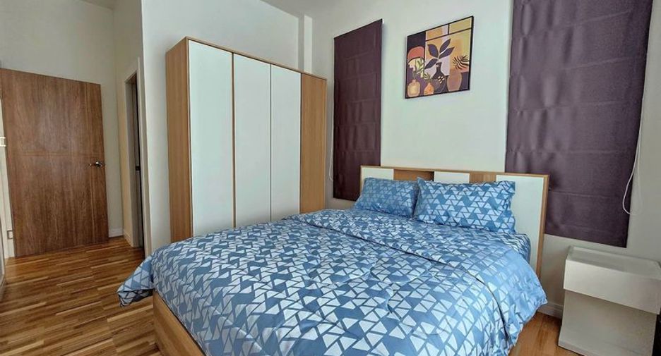 For rent 3 bedrooms villa in Bang Lamung, Chonburi