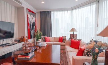 For sale 3 bed condo in Watthana, Bangkok