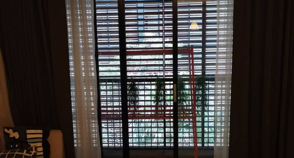 For rent 2 bed condo in Khlong Toei, Bangkok