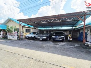 For sale 6 bed apartment in Lam Luk Ka, Pathum Thani