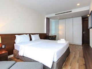 For rent 1 bed serviced apartment in Sathon, Bangkok