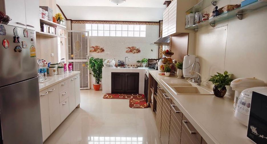 For sale 3 bedrooms house in San Sai, Chiang Mai