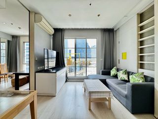 For rent 2 bedrooms condo in Khlong Toei, Bangkok