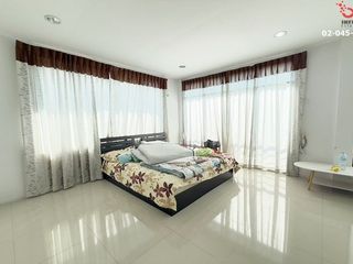 For sale 4 Beds house in Nong Khaem, Bangkok