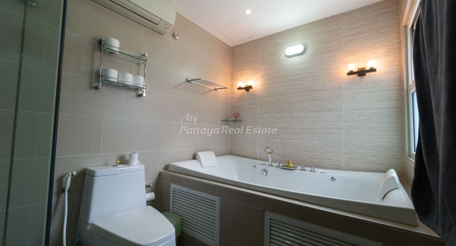 For sale 2 bedrooms condo in Bang Lamung, Chonburi