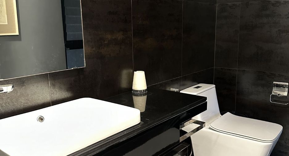 For rent and for sale 3 bedrooms townhouse in Bang Phli, Samut Prakan