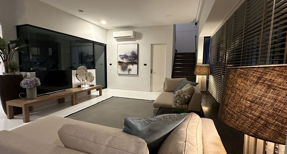For rent and for sale 3 bedrooms townhouse in Bang Phli, Samut Prakan