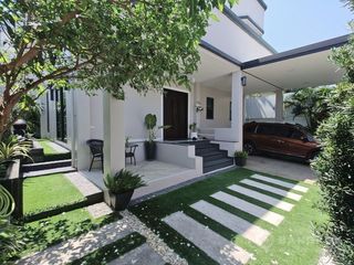 For sale 4 Beds house in Lat Phrao, Bangkok