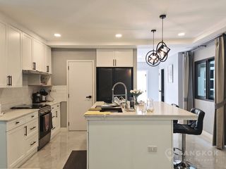 For sale 4 Beds house in Lat Phrao, Bangkok