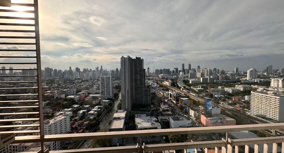 出售 1 卧室 公寓 在 Watthana, 曼谷