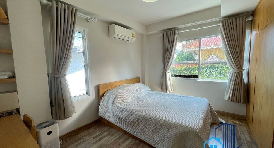 For sale 3 bedrooms townhouse in Bueng Kum, Bangkok